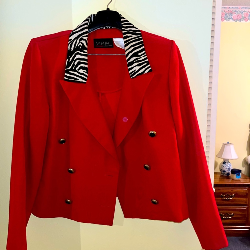 Ladies short jacket.  Like New. Barely worn